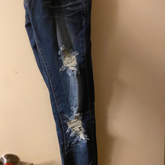 Ripped skinny jeans - Picture 3 of 3